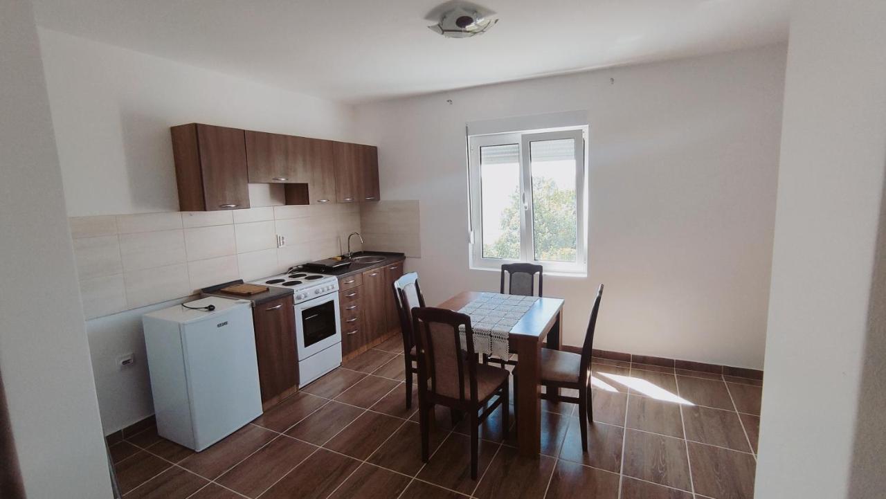 Apartment Venecija *