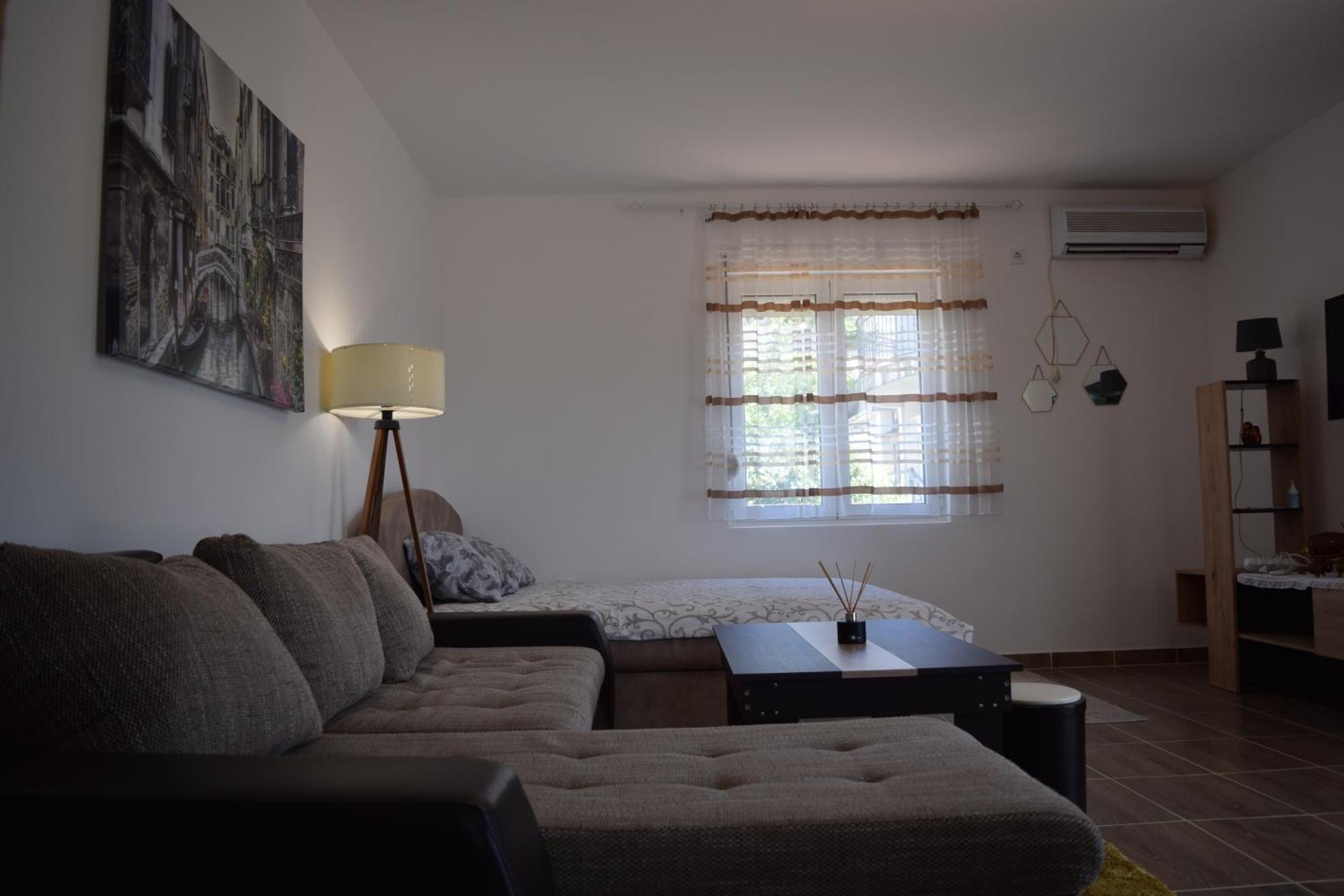 Apartment Venecija Budva
